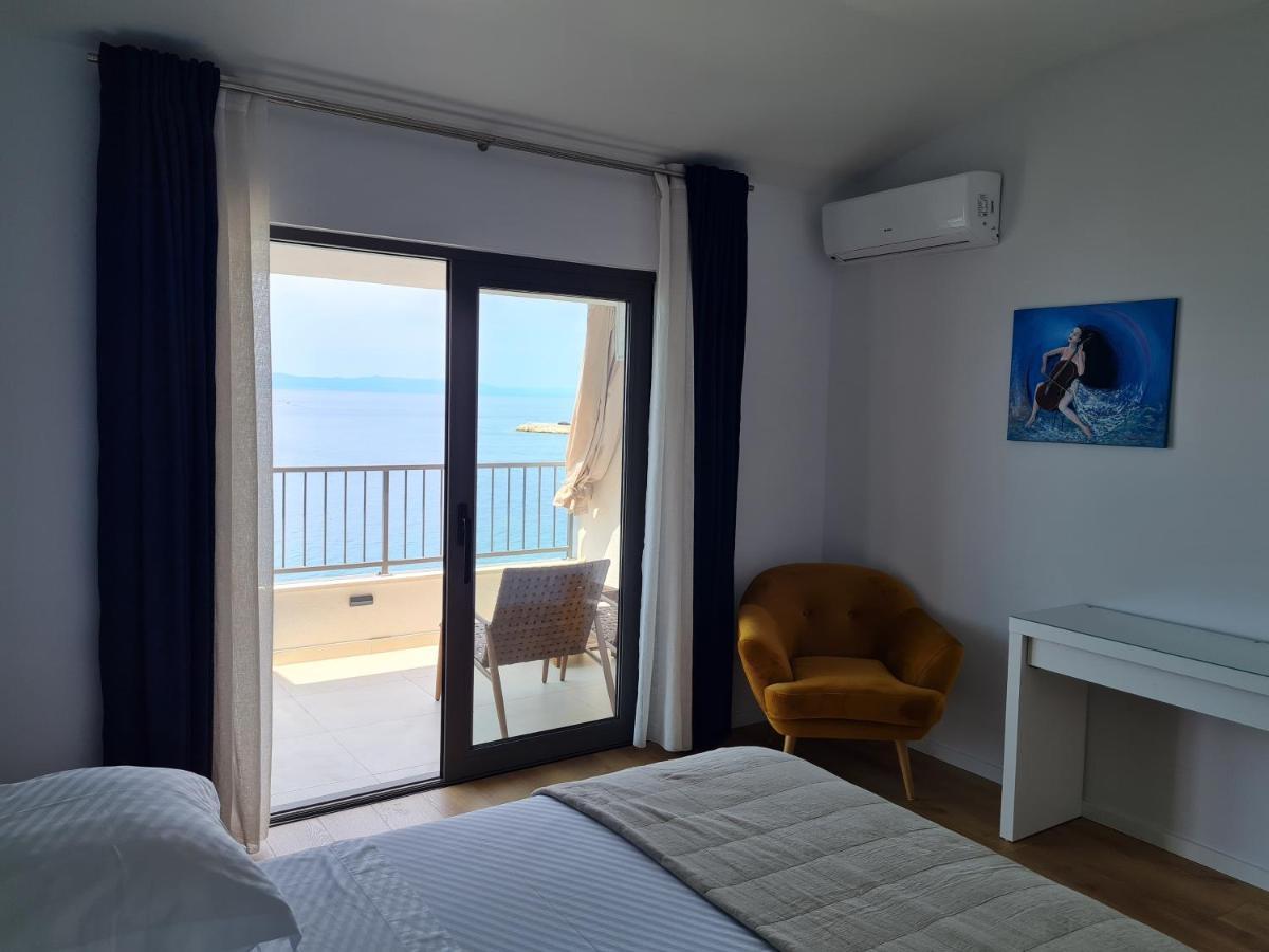 Beachfront Comfort Apartments Sinajko Podgora Εξωτερικό φωτογραφία