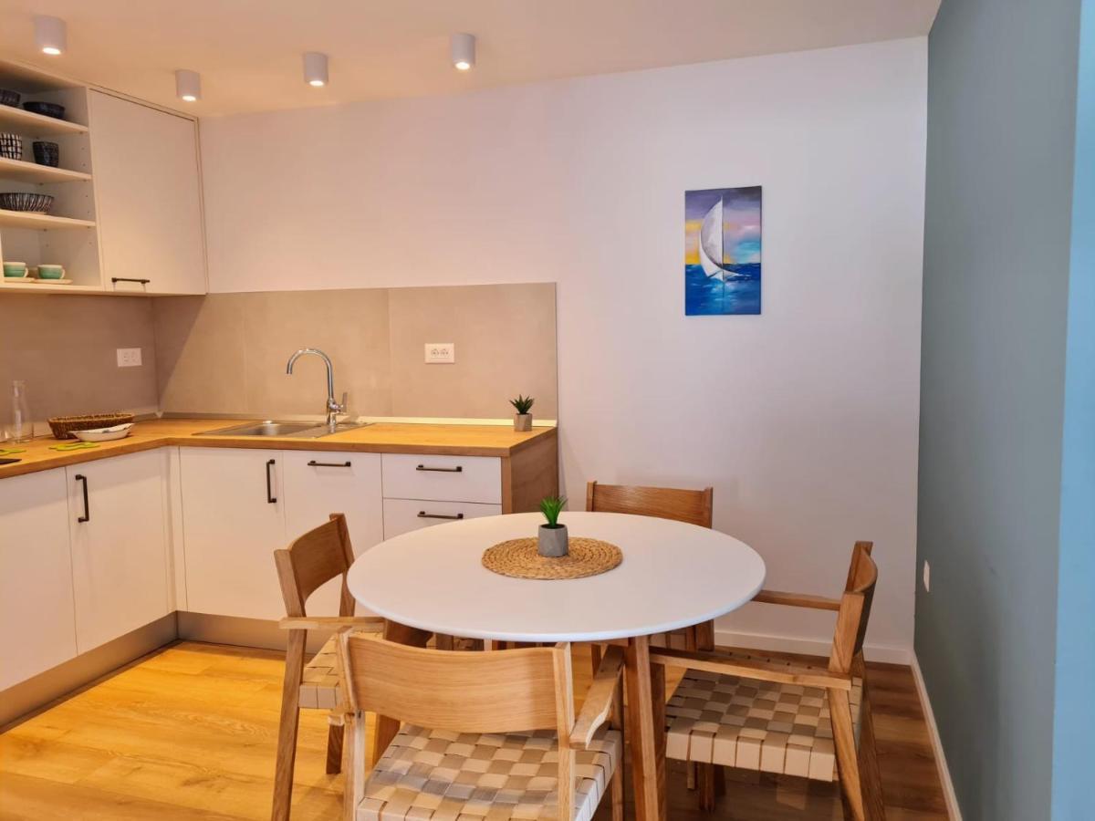Beachfront Comfort Apartments Sinajko Podgora Εξωτερικό φωτογραφία
