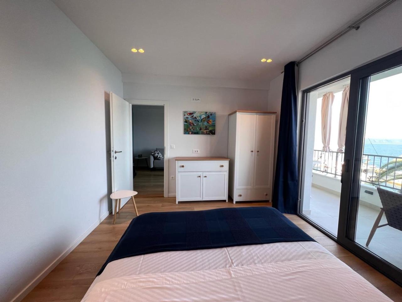 Beachfront Comfort Apartments Sinajko Podgora Εξωτερικό φωτογραφία