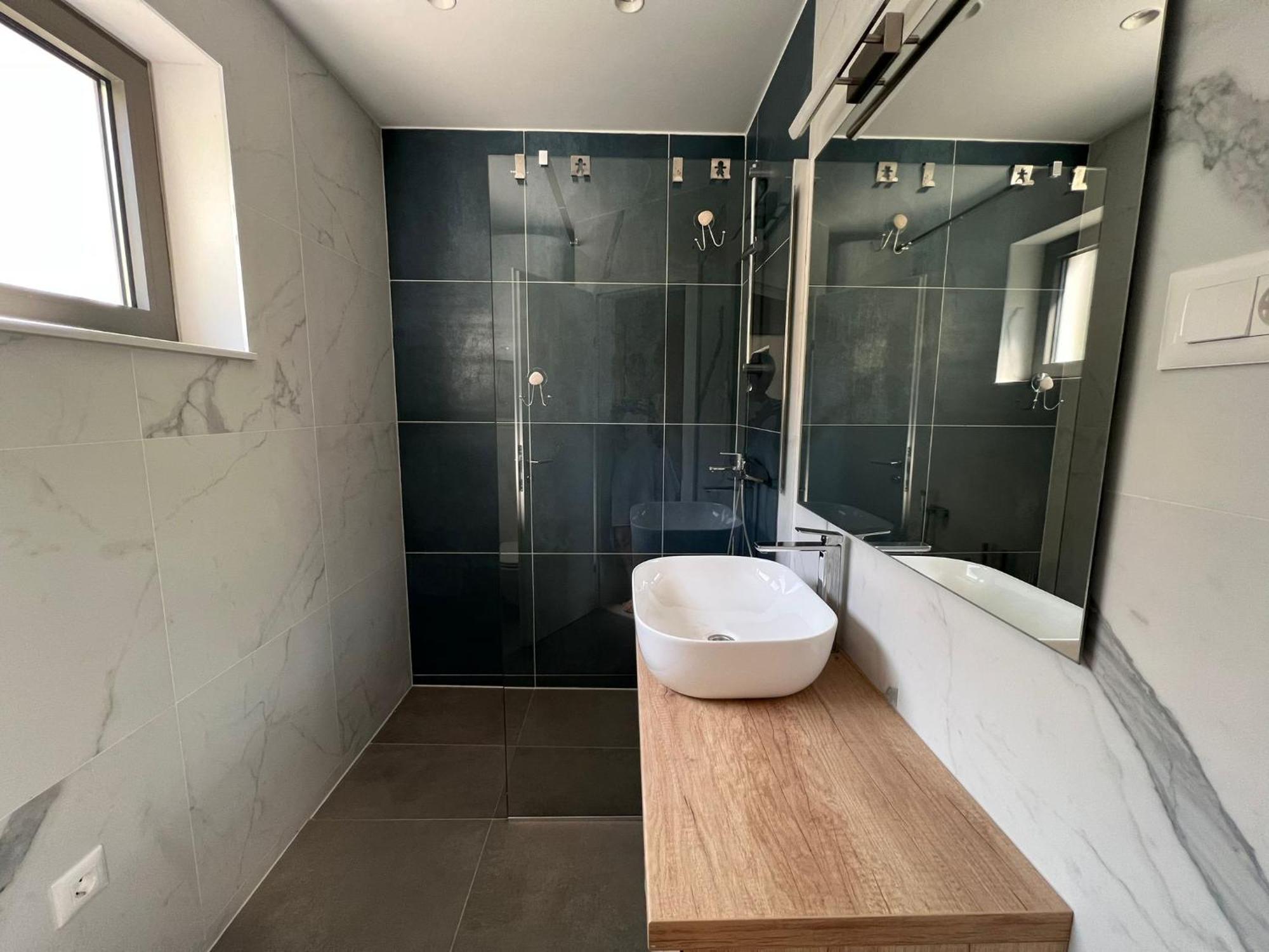 Beachfront Comfort Apartments Sinajko Podgora Δωμάτιο φωτογραφία