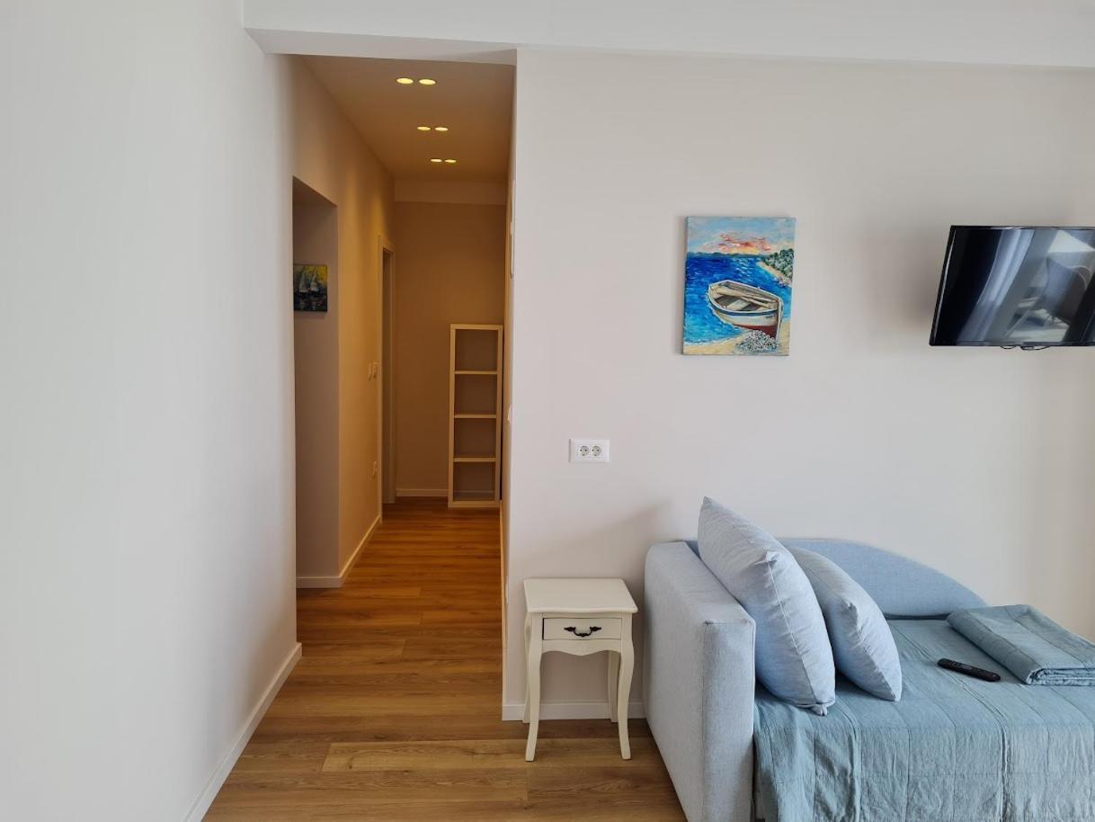 Beachfront Comfort Apartments Sinajko Podgora Εξωτερικό φωτογραφία